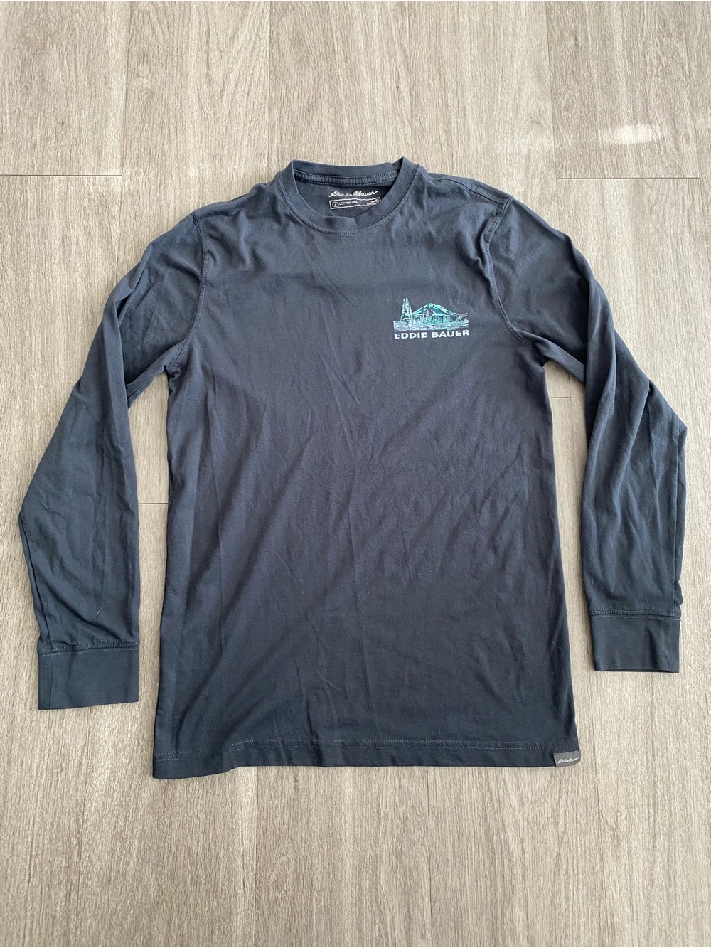 Eddie Bauer Women’s Long-Sleeve Crewneck Graphic Tee